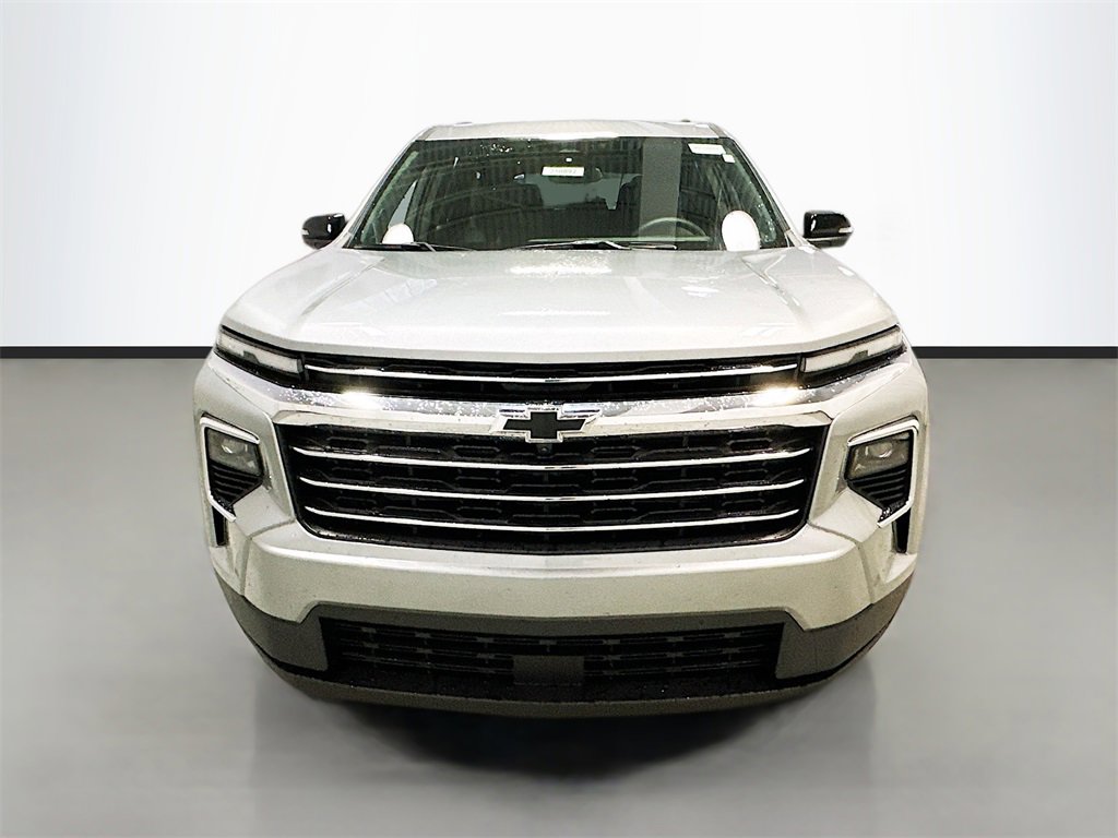 New 2025 Chevrolet Traverse LT w/ Enhanced Driving Package image 4