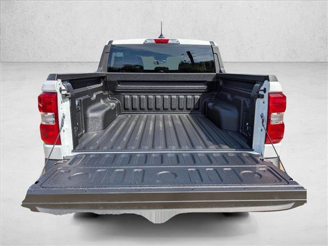 New 2025 Ford Maverick XL image 18