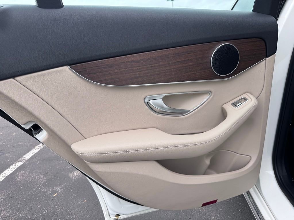 Used 2020 Mercedes-Benz C 300 4MATIC Sedan image 26