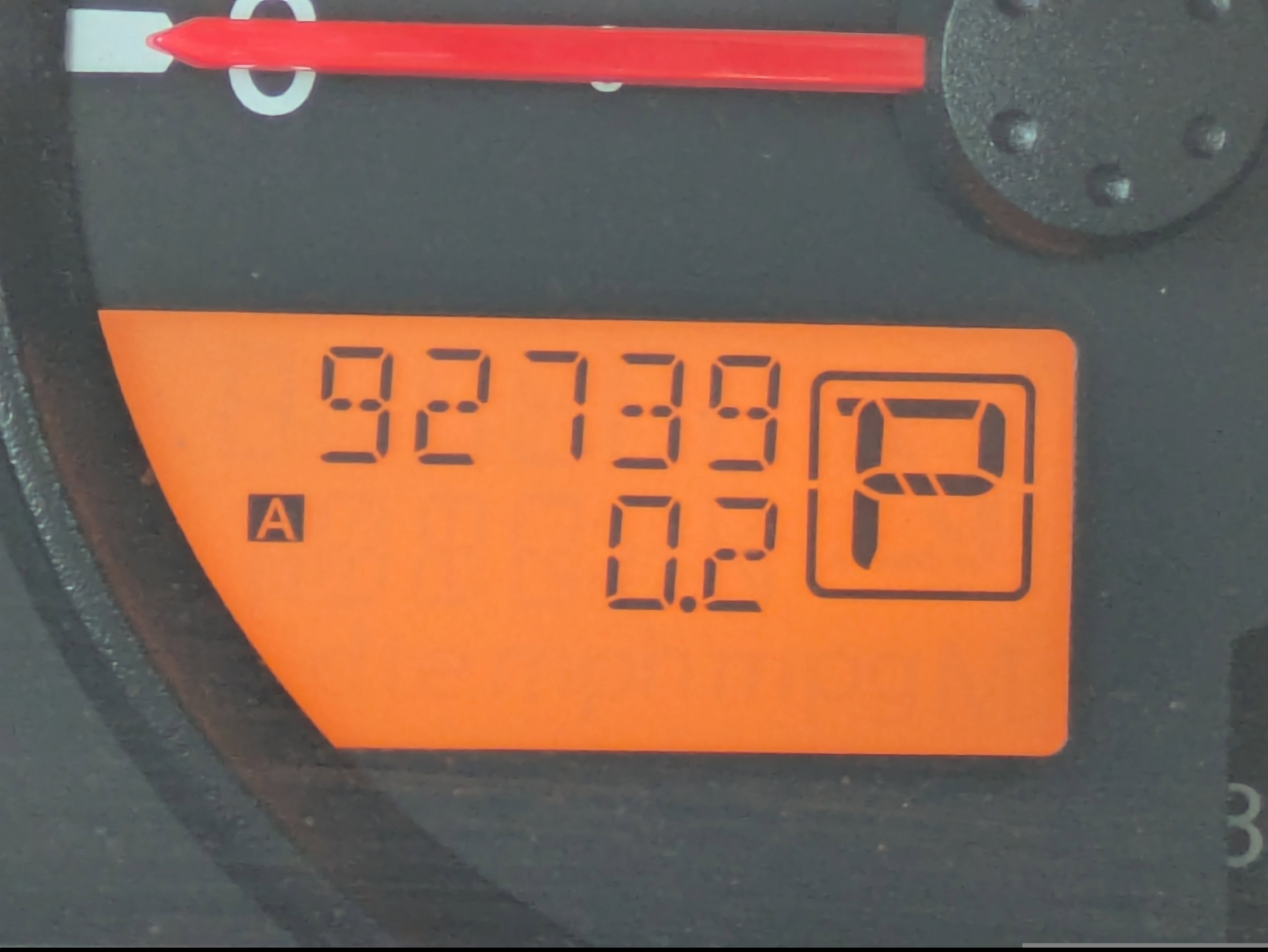 Used 2015 Nissan Frontier SV image 19