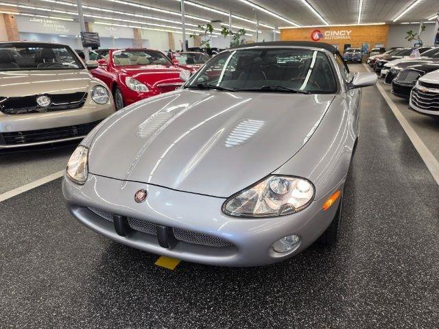 Used 2001 Jaguar XKR Convertible RWD image 1