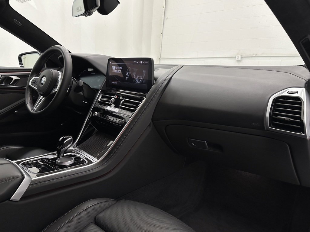 Used 2025 BMW M850i xDrive image 17
