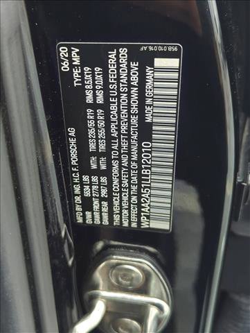 Used 2020 Porsche Macan AWD/4WD image 29