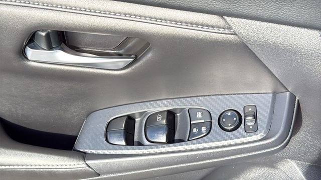 Used 2024 Nissan Sentra SV image 22