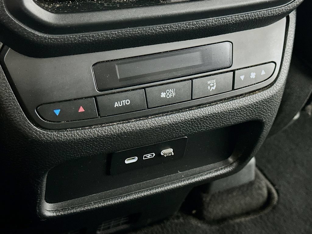 Used 2024 Honda Pilot EX-L image 31