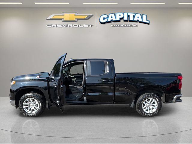 Used 2025 Chevrolet Silverado 1500 LT AWD/4WD image 9