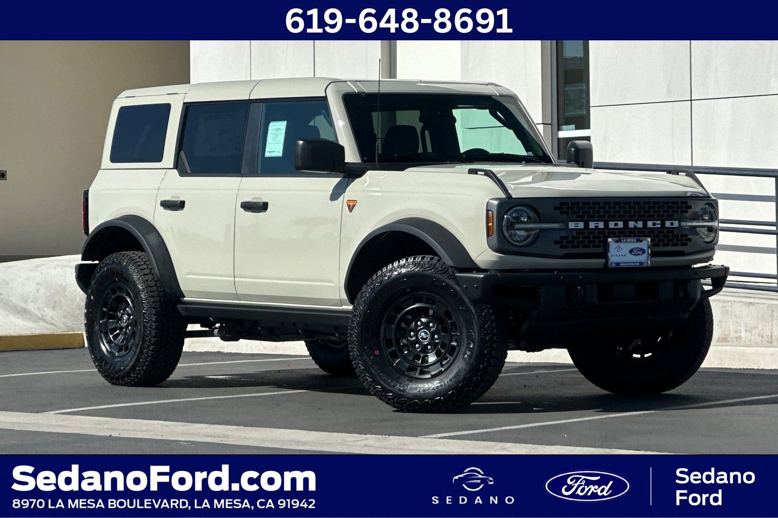 New 2026 Ford Bronco Badlands w/ Sasquatch Package