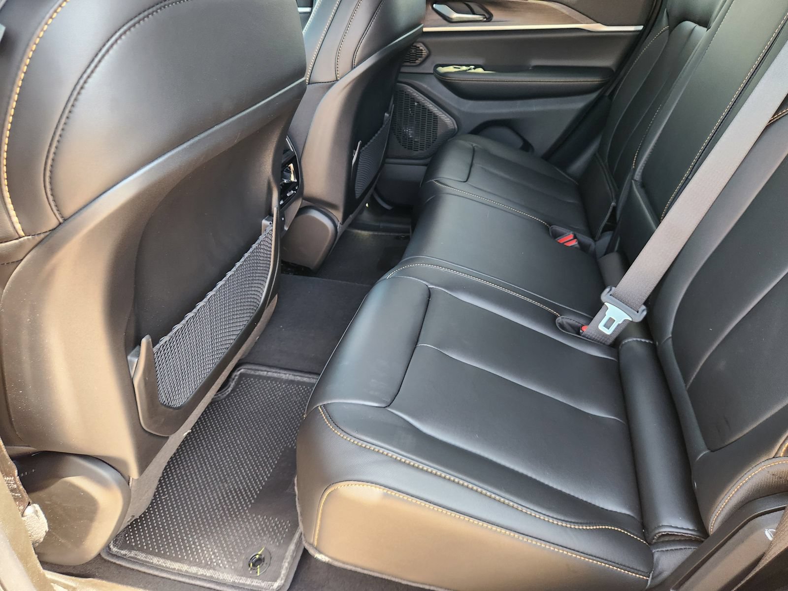 New 2026 Jeep Grand Cherokee Limited AWD/4WD image 23