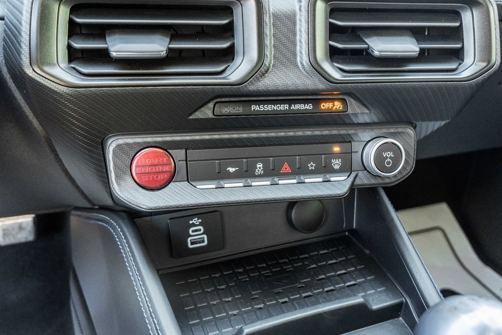 Used 2024 Ford Mustang Dark Horse image 11