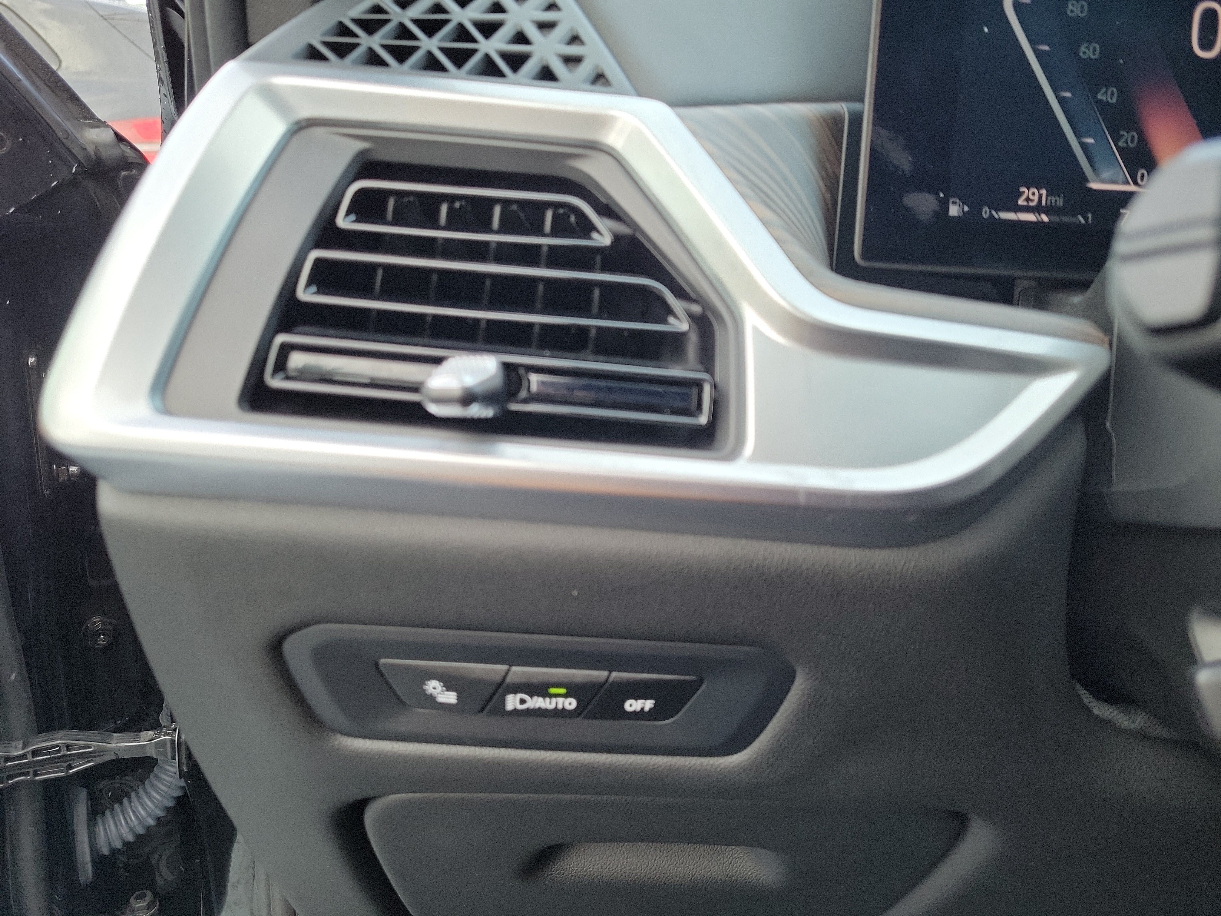 Certified 2024 BMW X5 sDrive40i RWD image 17