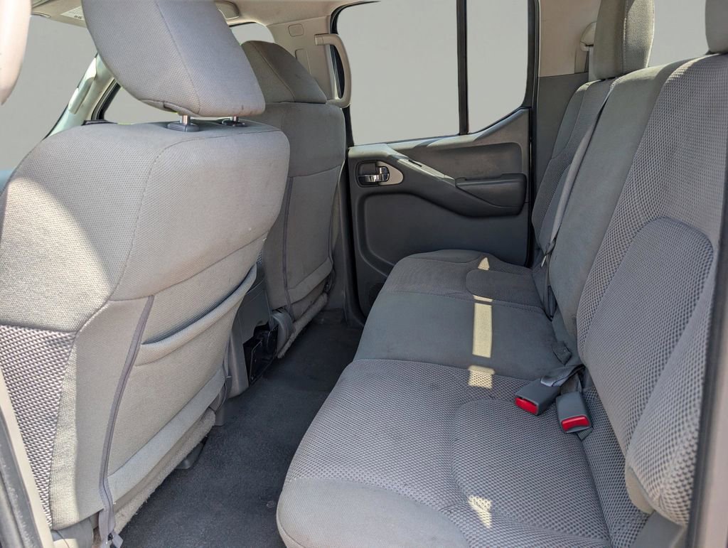 Used 2019 Nissan Frontier SV RWD image 14