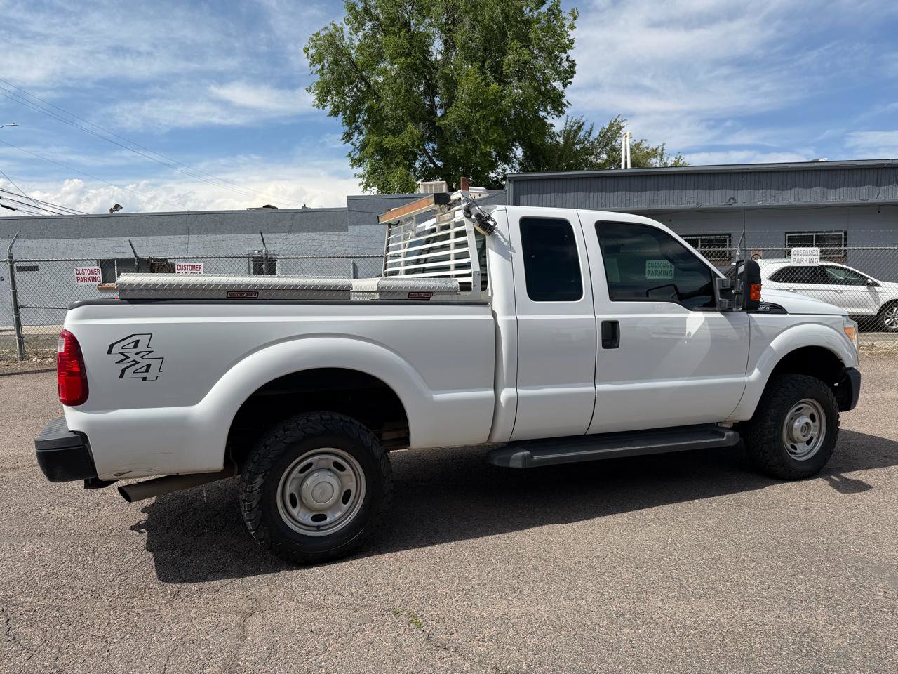 Used 2016 Ford F250 XL w/ Power Equipment Group AWD/4WD image 4