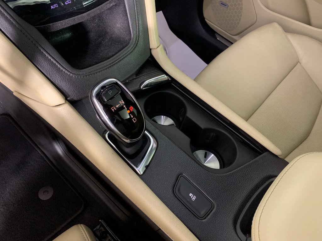 Used 2017 Cadillac XT5 Luxury w/ Driver Awareness Package image 21