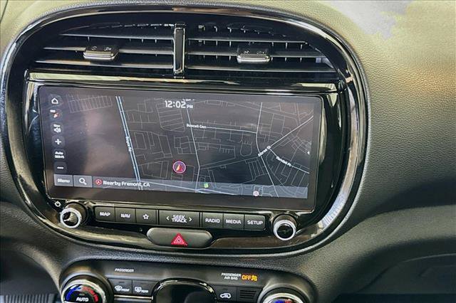 Used 2023 Kia Soul EX FWD image 13