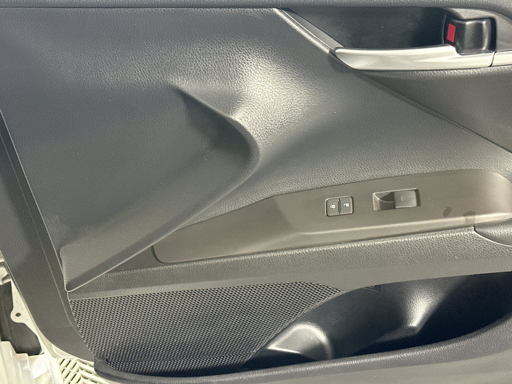 Used 2024 Toyota Camry SE w/ Convenience Package FWD image 29