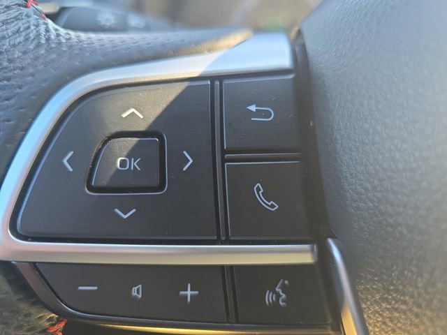 Certified 2025 Toyota Sienna XSE image 18