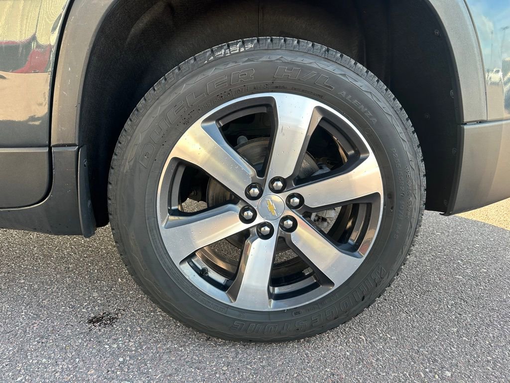 Used 2021 Chevrolet Traverse LT w/ LT Premium Package image 43