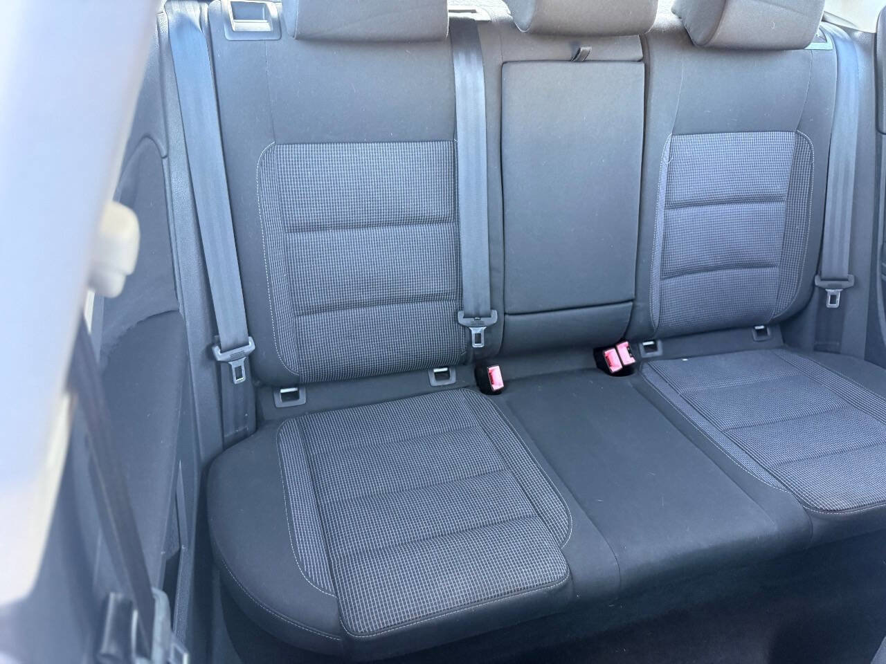 Used 2012 Volkswagen Golf 2-Door image 21