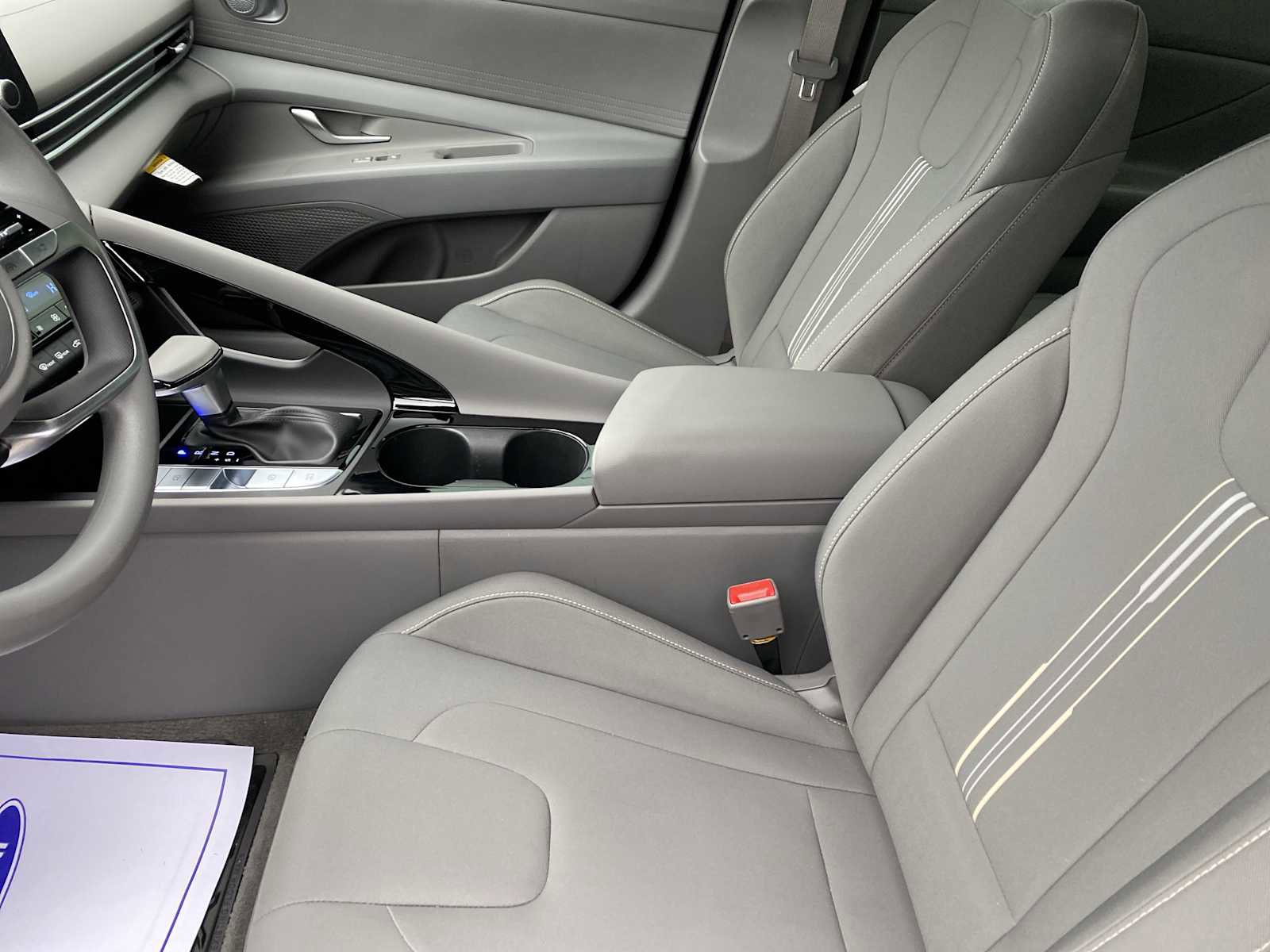 Certified 2025 Hyundai Elantra Blue image 25