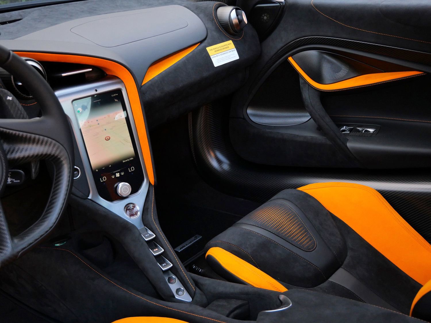 Used 2024 McLaren 750S RWD image 13