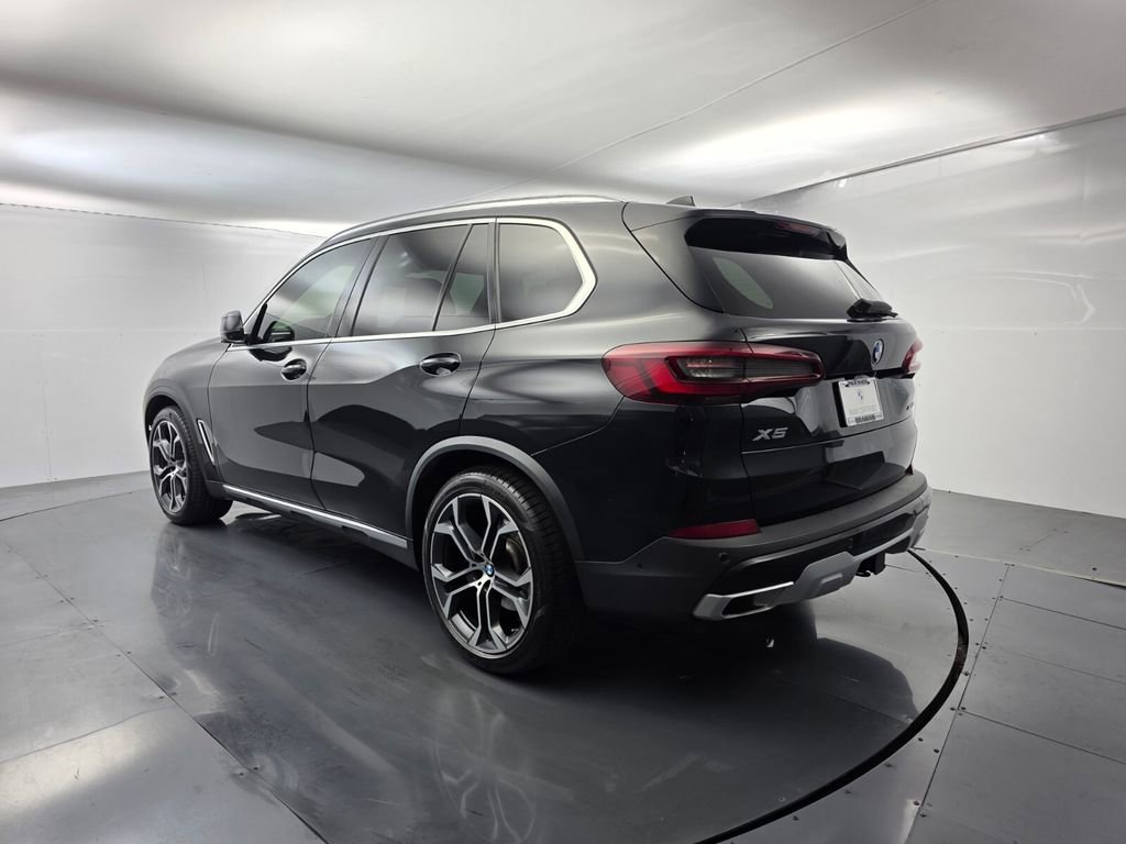 Used 2023 BMW X5 xDrive40i w/ Premium Package image 6