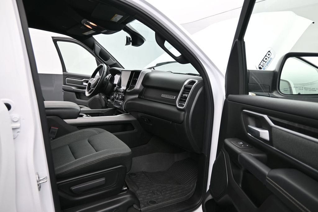 Used 2022 RAM 1500 Big Horn AWD/4WD image 17