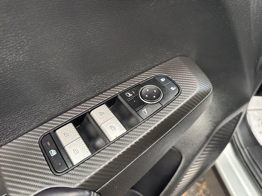 Used 2024 Mitsubishi Outlander ES image 12