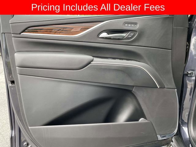 Used 2022 Cadillac Escalade Premium Luxury w/ Performance Package AWD/4WD image 22