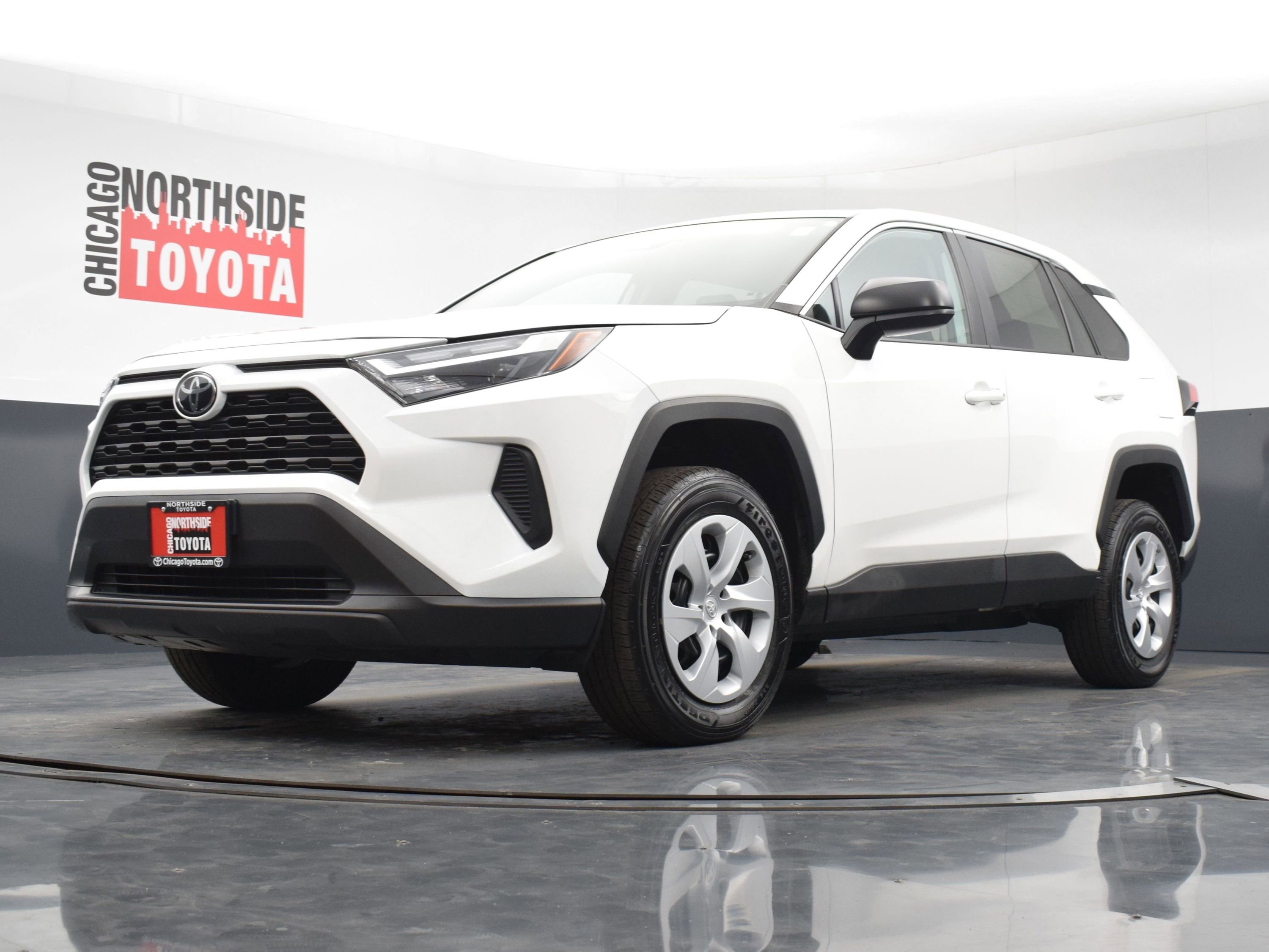 Used 2024 Toyota RAV4 LE image 30