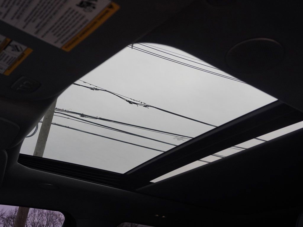 Used 2023 Ford F150 Lariat w/ Equipment Group 502A High image 23