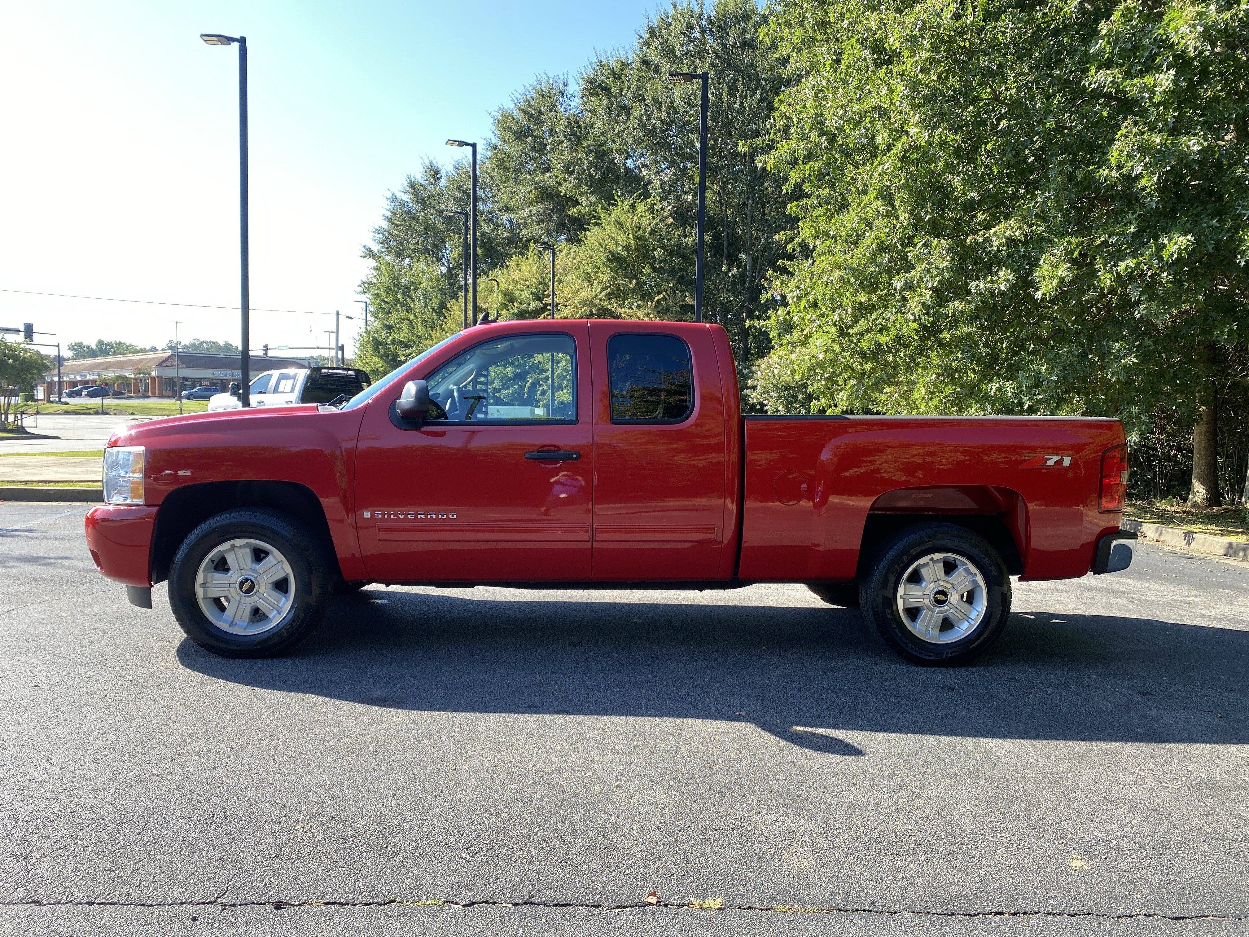 Used 2009 Chevrolet Silverado 1500 LT w/ Power Pack Plus RWD image 6