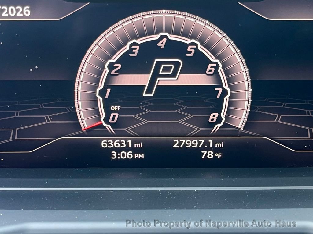 Used 2019 Lamborghini Urus AWD/4WD image 18