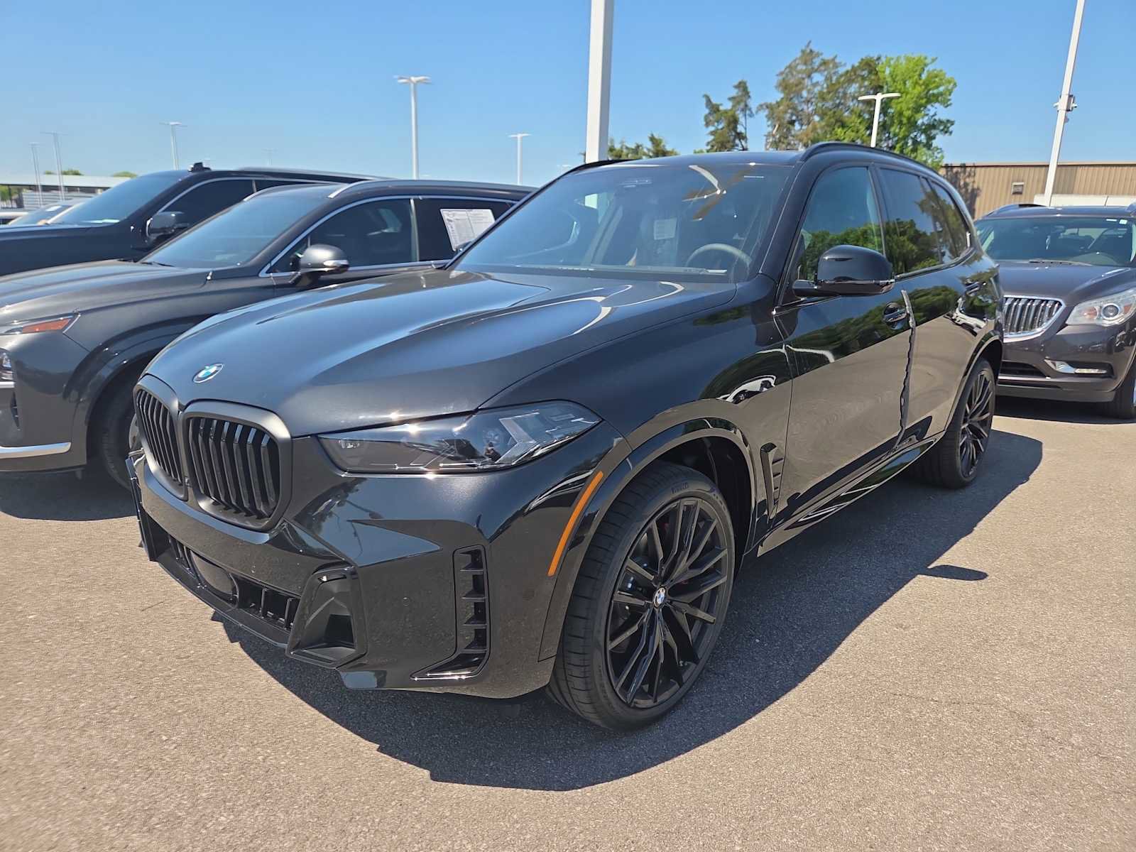 New 2026 BMW X5 xDrive40i w/ M Sport Package AWD/4WD image 10