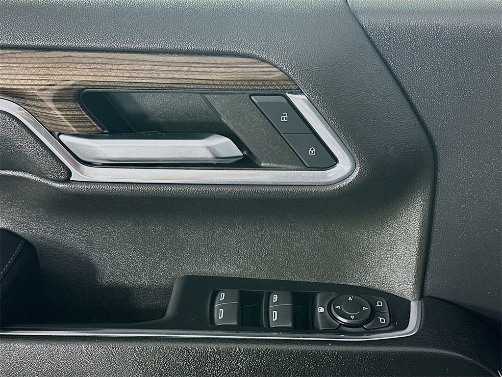 Used 2023 Chevrolet Silverado 1500 LT w/ Z71 Off-Road Package image 25