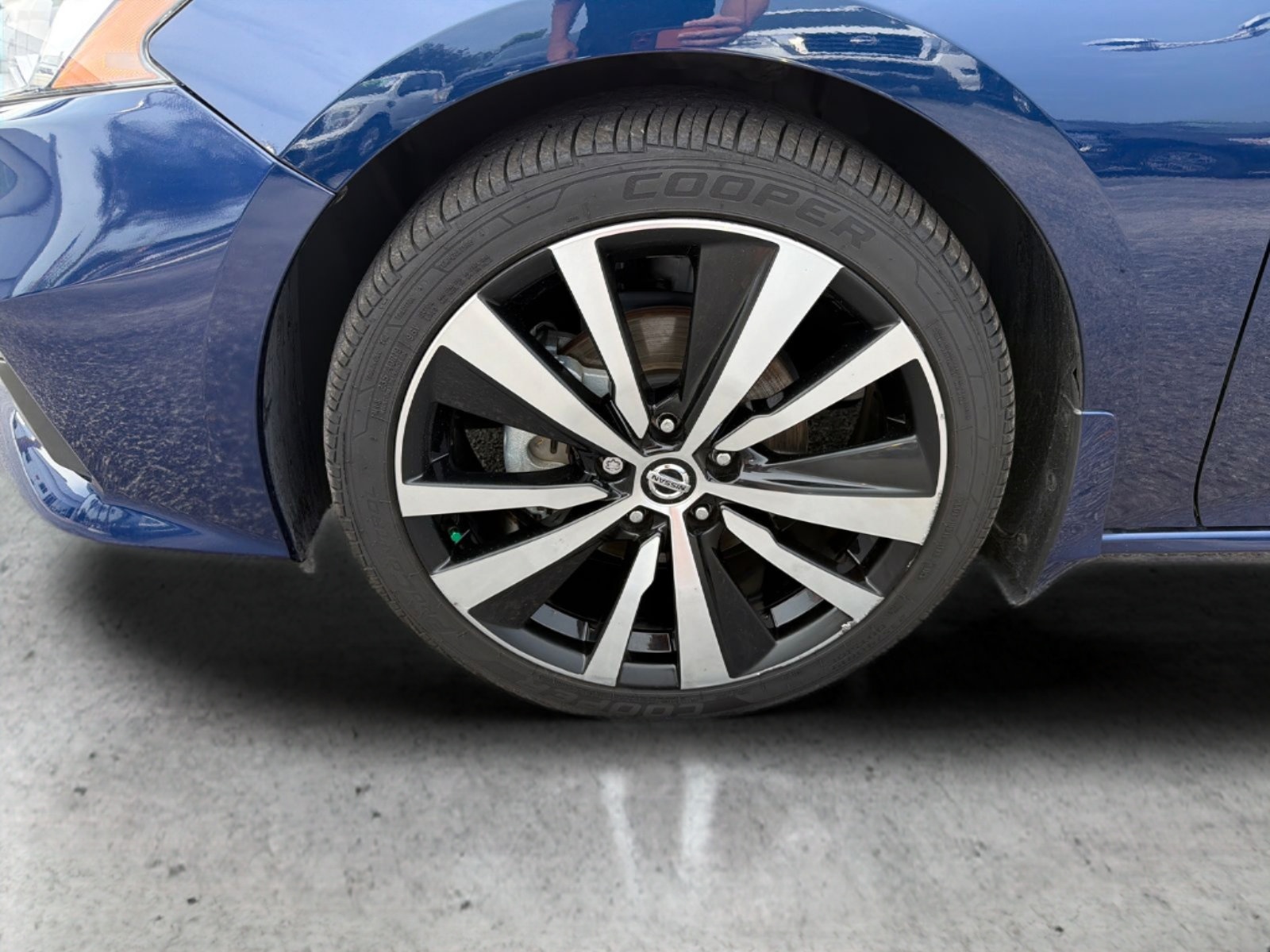 Used 2021 Nissan Altima 2.5 SR w/ SR Premium Package FWD image 33