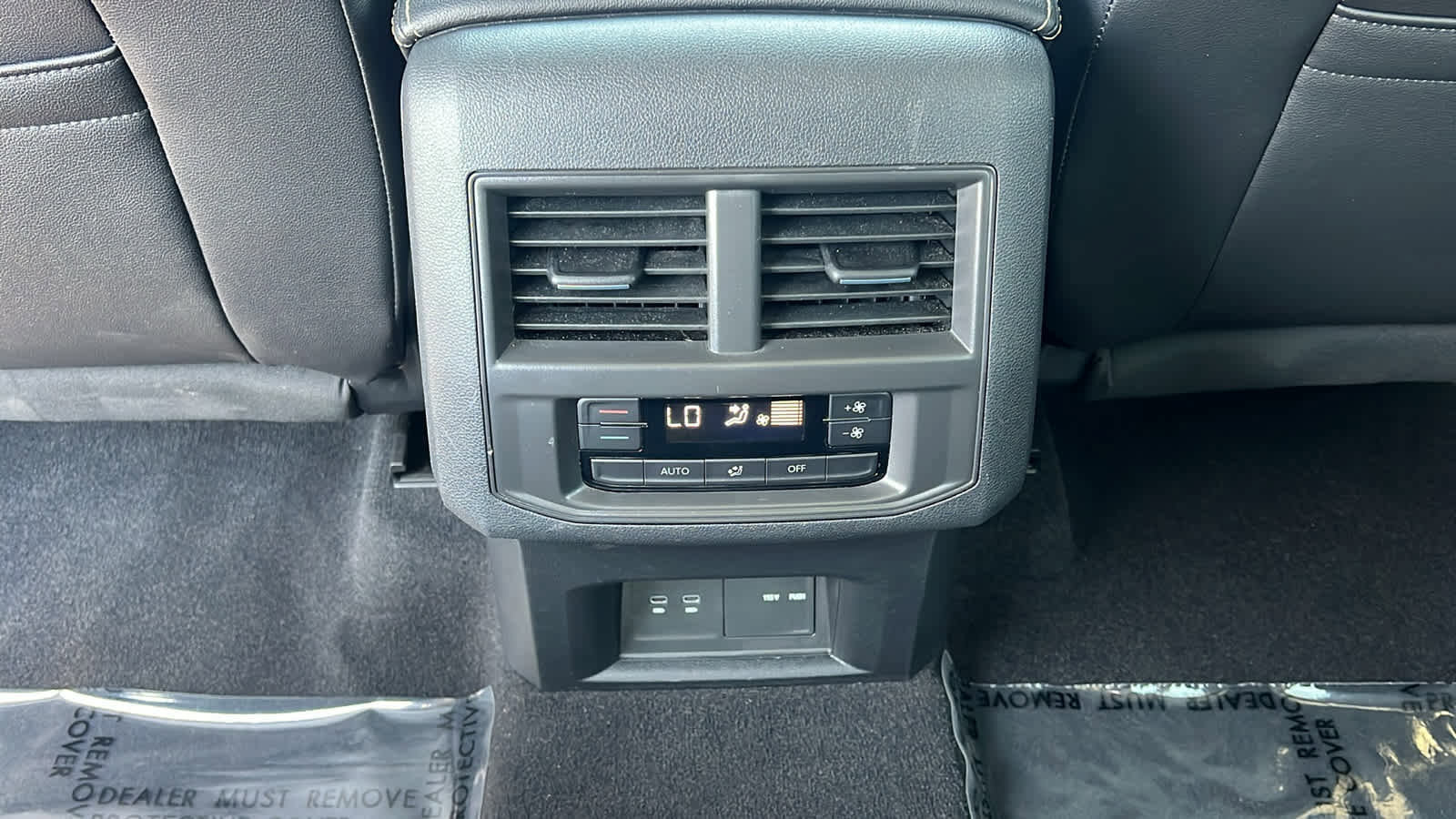 Certified 2023 Volkswagen Atlas SE image 25