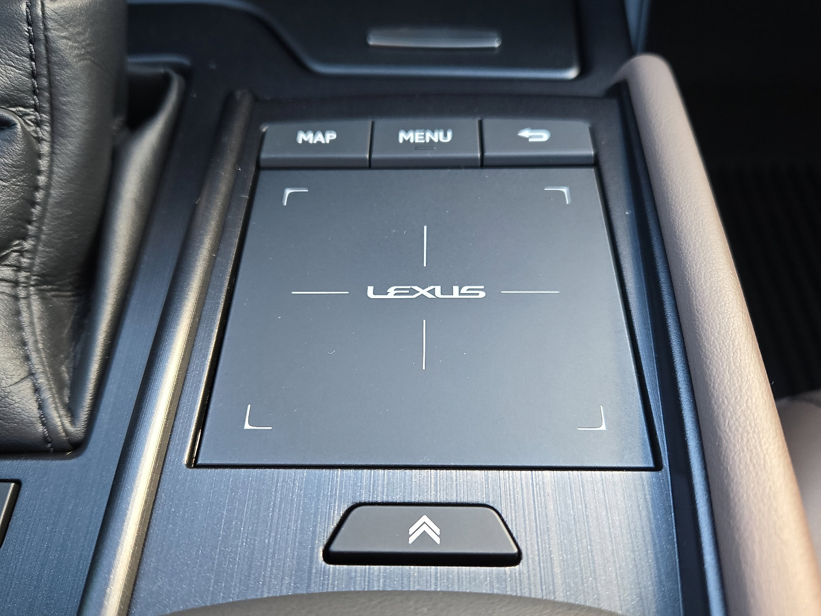 Certified 2022 Lexus ES 350 Ultra Luxury image 26