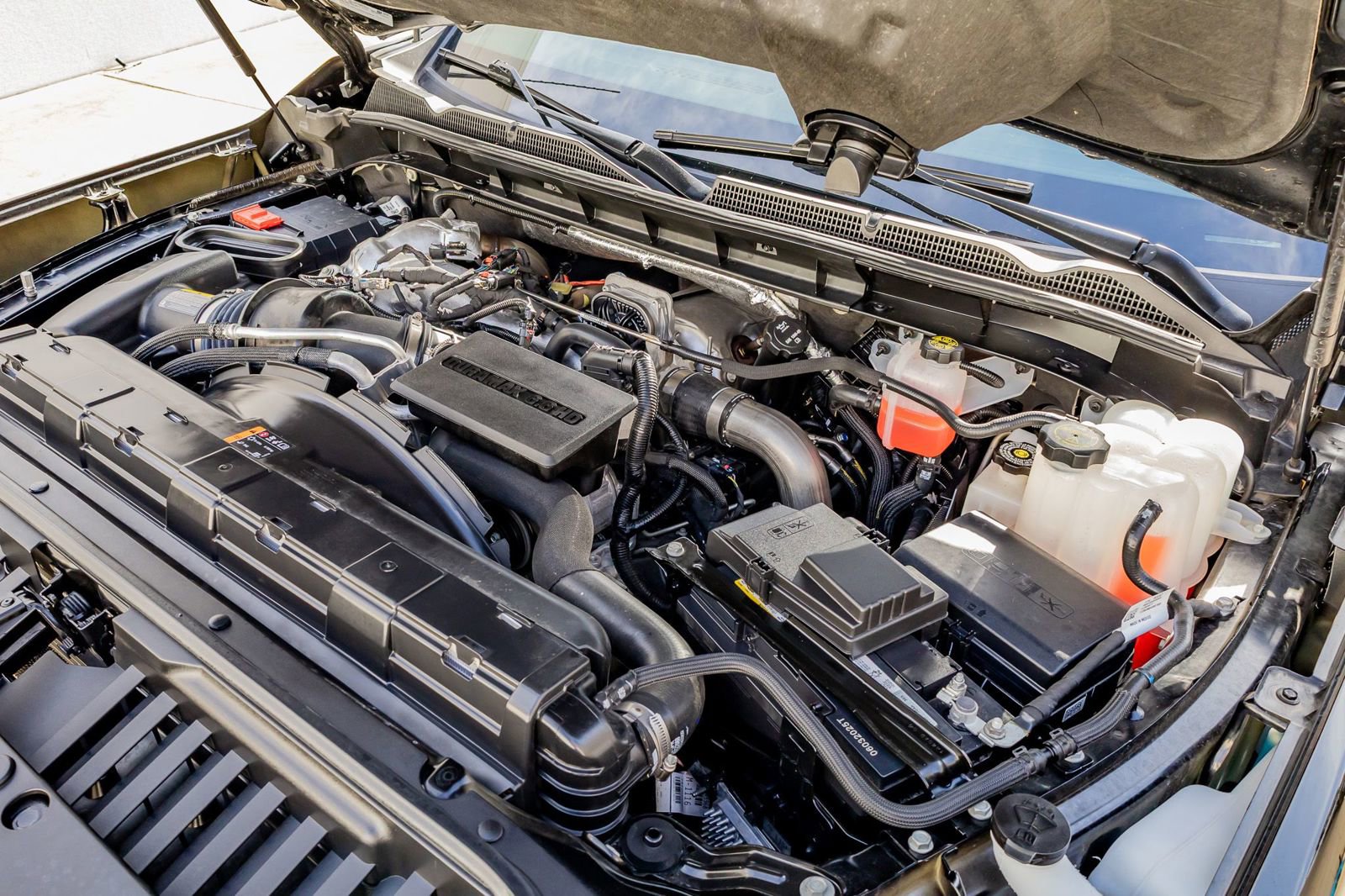 Used 2025 GMC Sierra 3500 SLT w/ Texas SLT Premium Package image 40