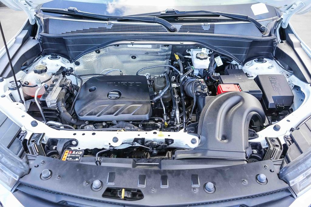 Used 2023 Chevrolet TrailBlazer LT AWD/4WD image 31