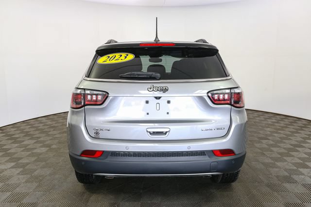 Used 2023 Jeep Compass Limited AWD/4WD image 9