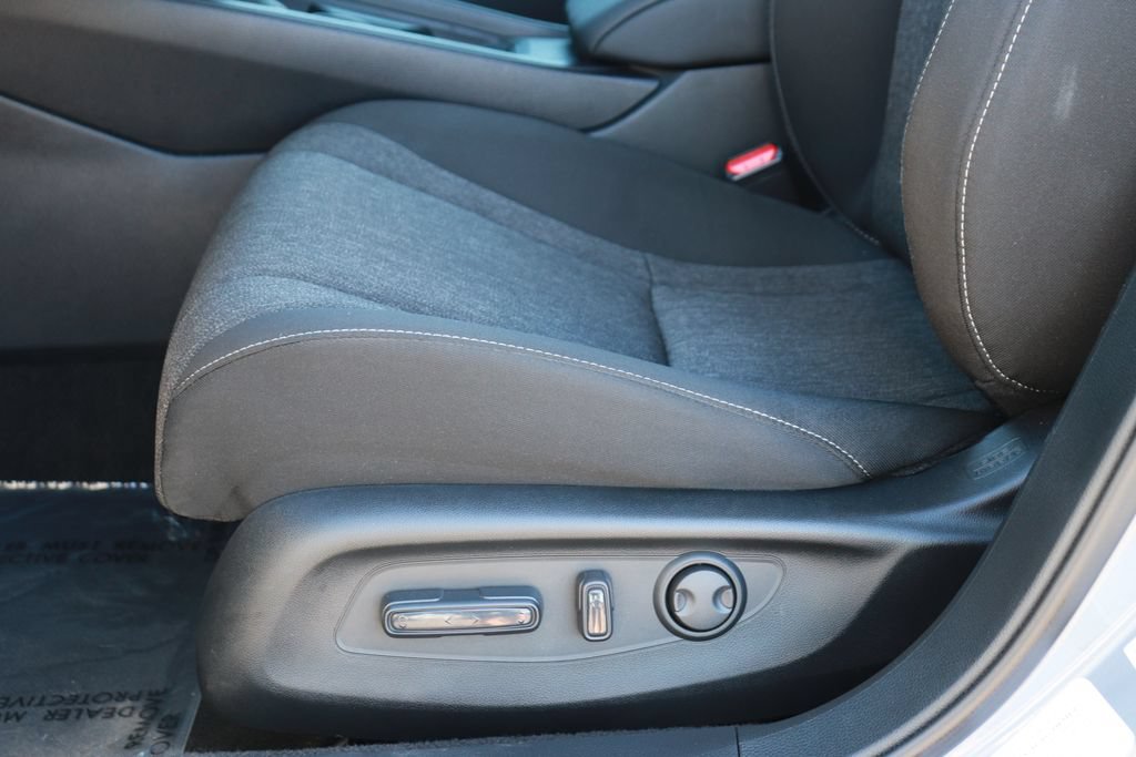 Certified 2025 Honda Accord SE image 10