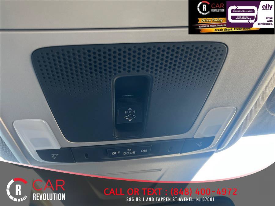 Used 2024 Honda Civic Touring image 19