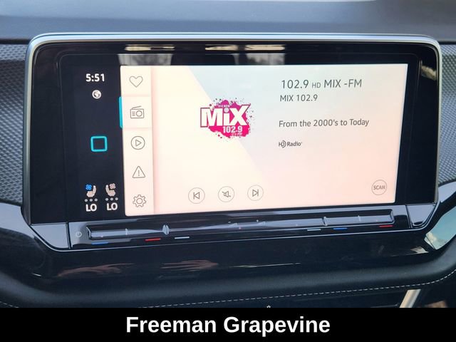 Used 2024 Volkswagen Atlas Cross Sport SEL Premium R-Line image 18