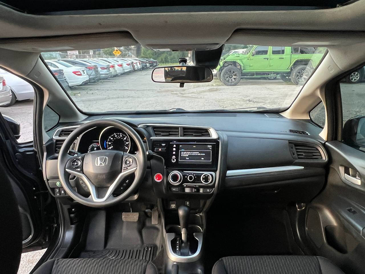 Used 2018 Honda Fit EX image 24