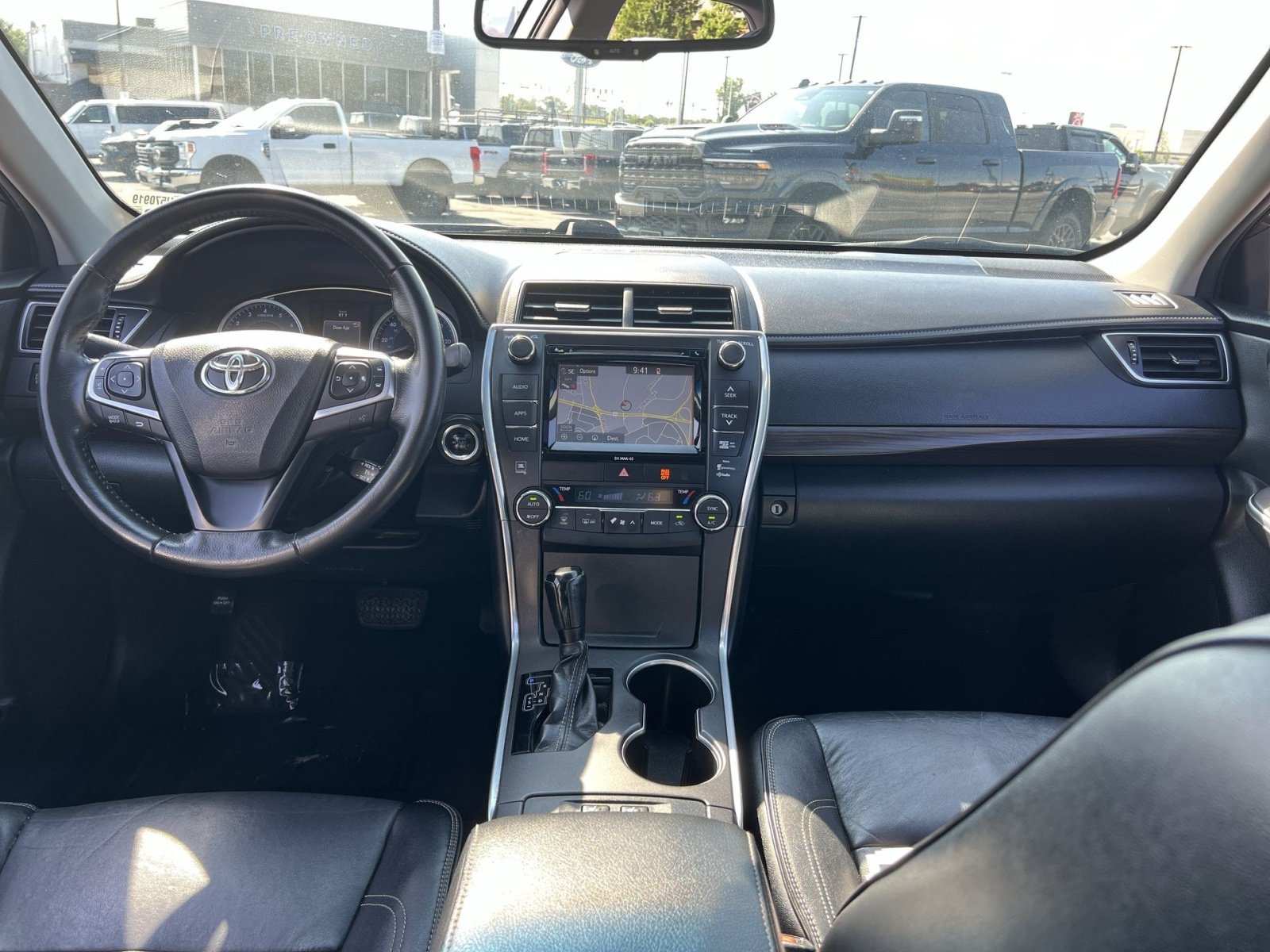 Used 2016 Toyota Camry XLE FWD image 21
