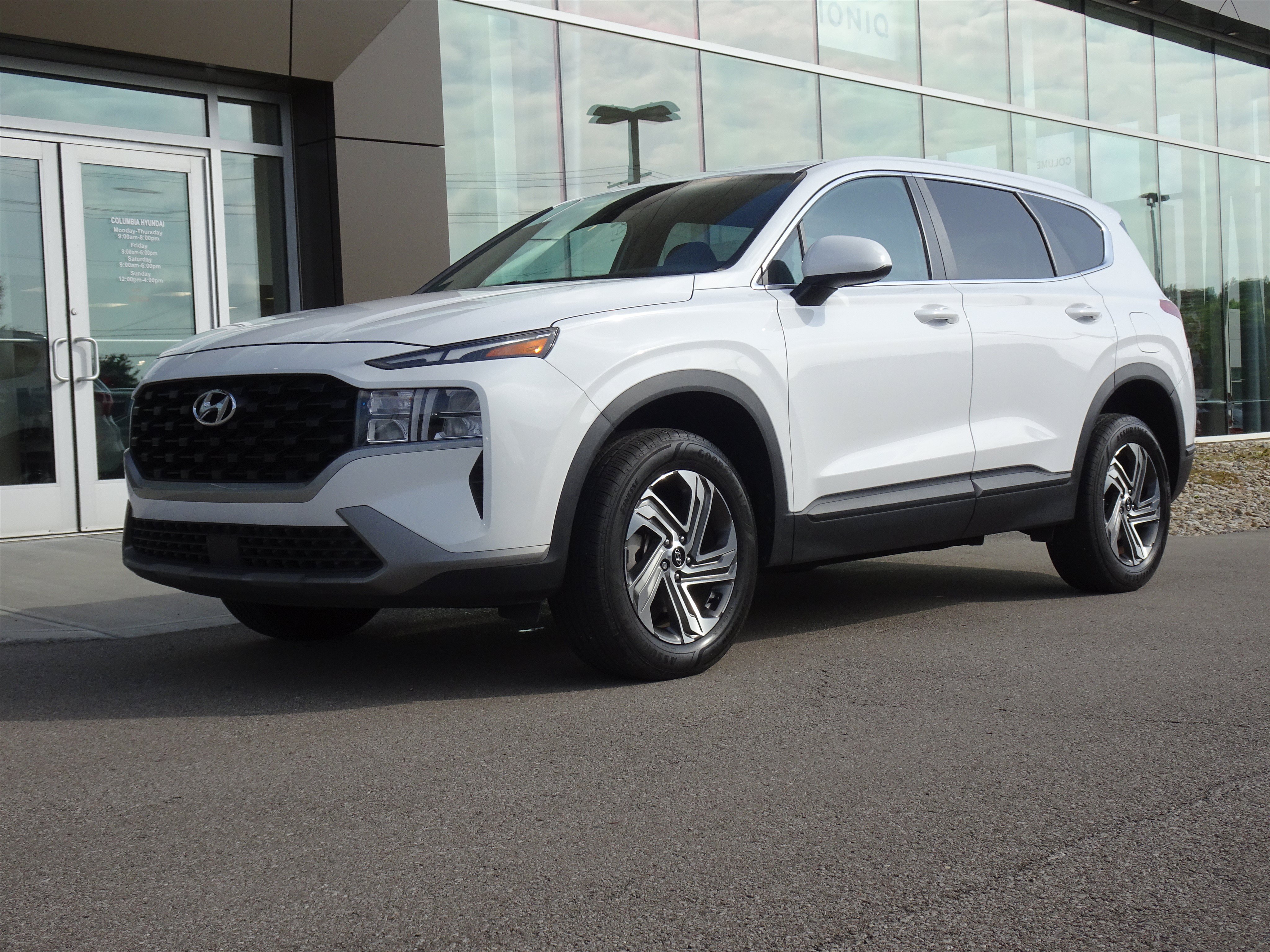 Used 2023 Hyundai Santa Fe SE w/ Cargo Package