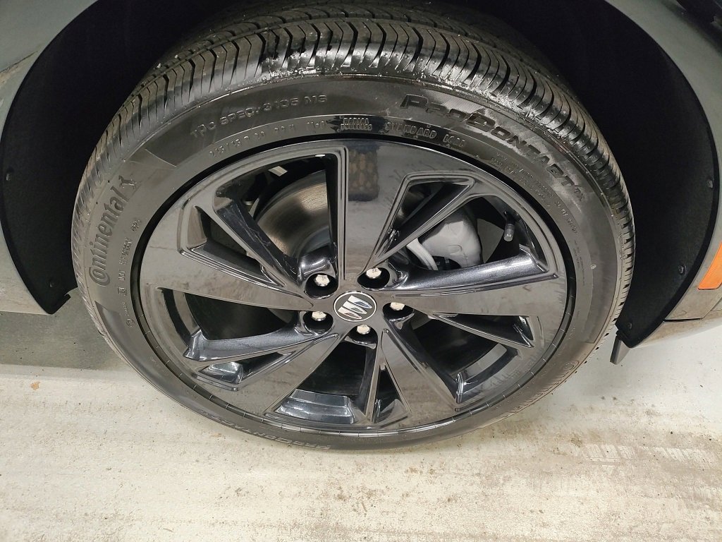 New 2026 Buick Envision Sport Touring image 4