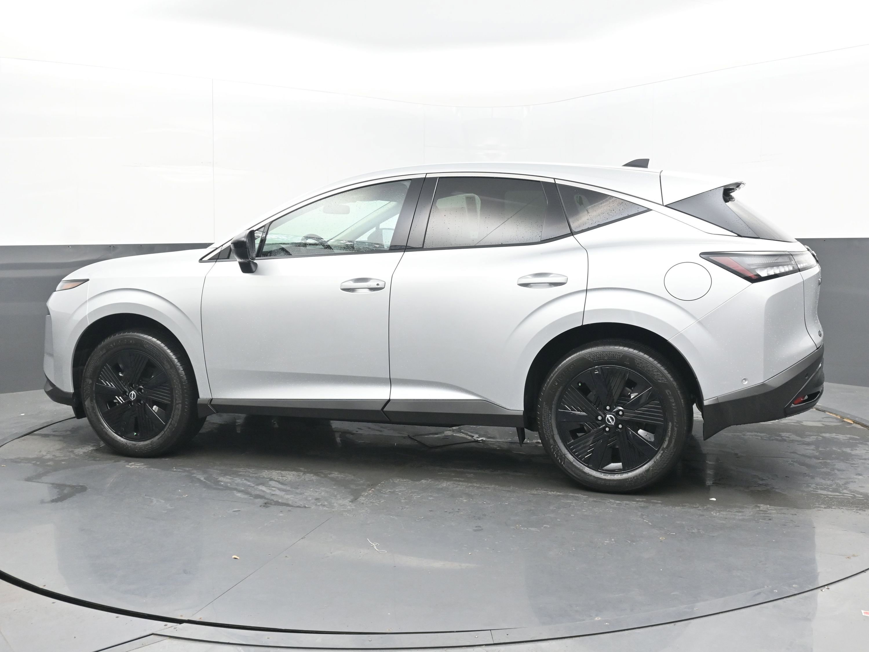 New 2025 Nissan Murano SV image 5