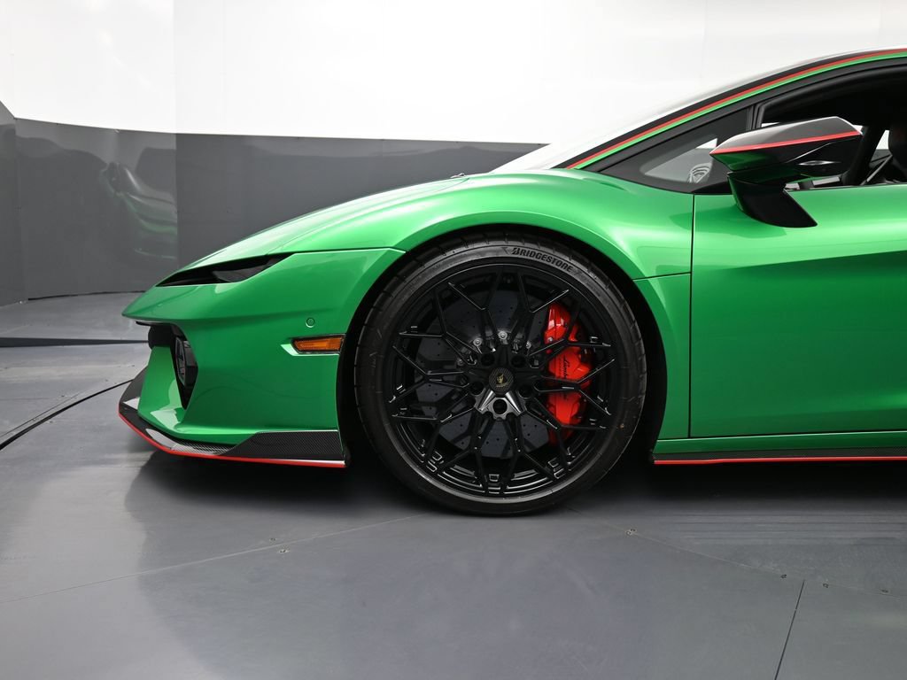 Used 2026 Lamborghini Temerario AWD/4WD image 12