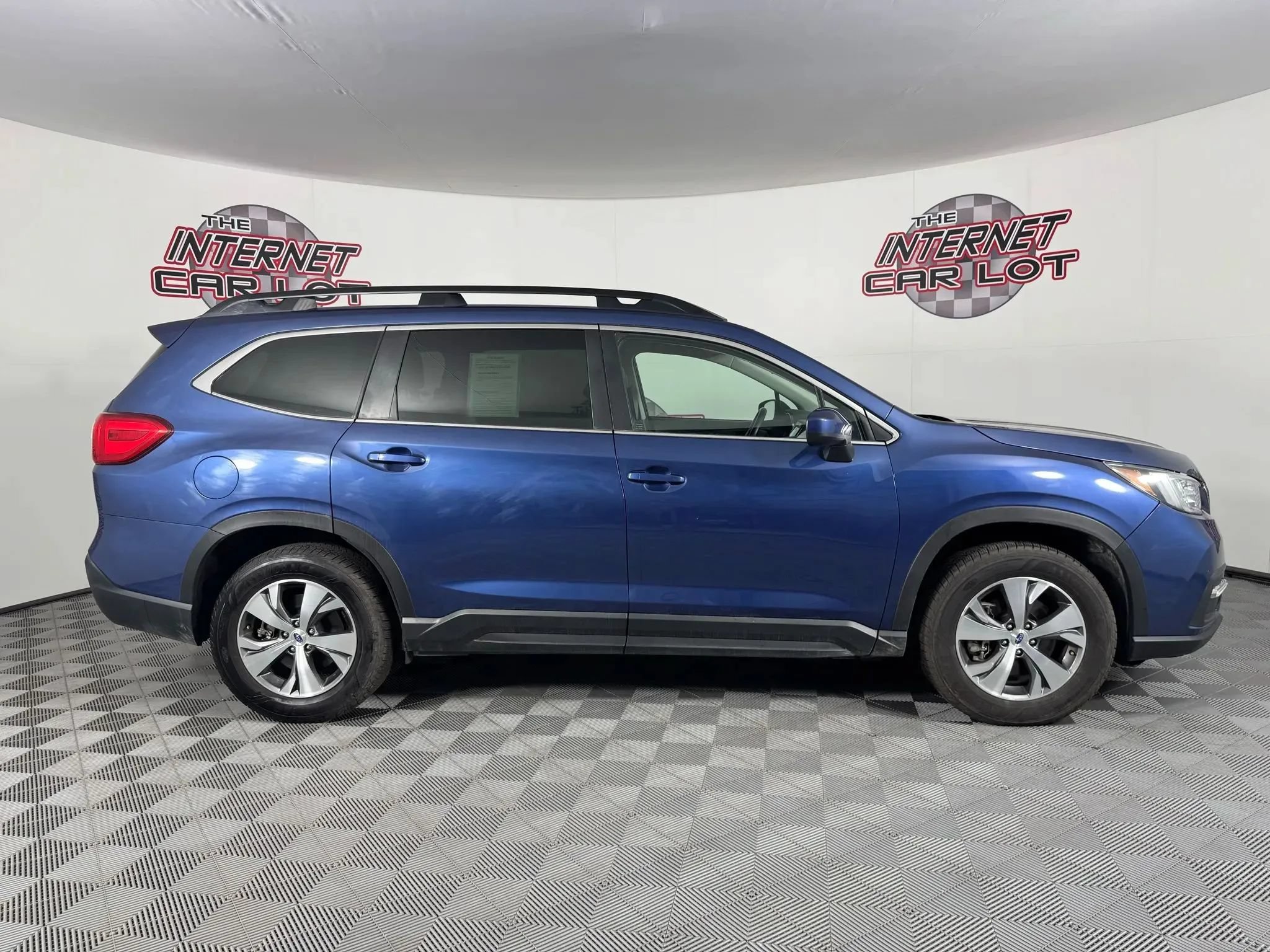 Used 2021 Subaru Ascent Premium w/ Convenience Package AWD/4WD image 8